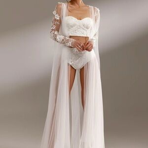 VOIR BRIDE - BLOSSOM BRIDAL ROBE